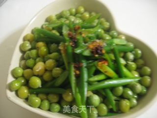 [夏日小凉菜]蒜薹拌豆的做法