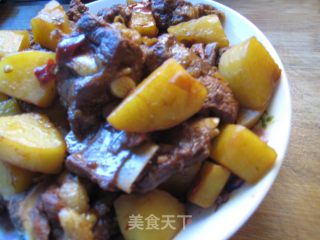 【川菜】土豆烧排骨的做法