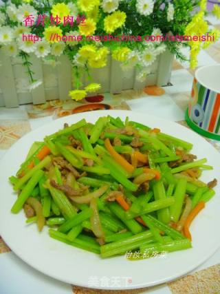 香芹炒肉丝的做法