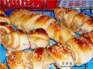 豆蓉卷面包的做法