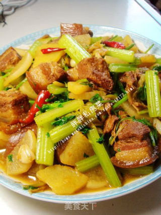 红烧肉炒三样的做法