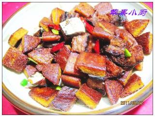 玉米饼子炒咸鱼的做法