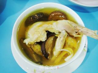 【粤菜】石参煲鸡的做法