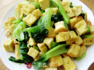 豆腐烧油菜的做法