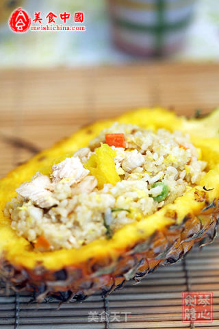 【粤菜】菠萝鸡炒饭的做法