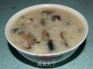 皮蛋海鲜粥的做法