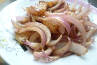 洋葱炒肉片的做法