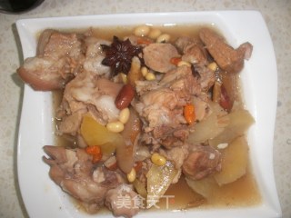 【闽菜】：红黄两豆药材炖猪蹄