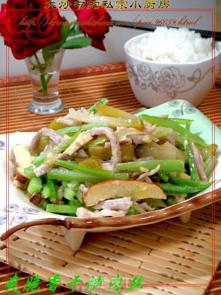 【闽菜】――闽西家常小炒“双脆香干炒肉丝”