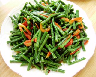 青椒豇豆的做法
