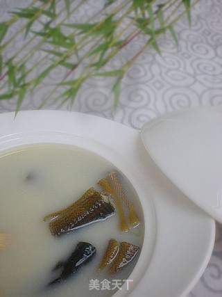 苏菜—白汁黄鳝的做法
