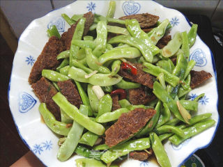 【苏菜】豆角烧肉饼的做法