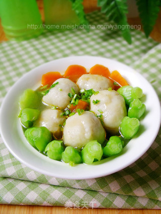 鱼丸煮青菜的做法