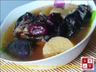 乌鸡山药红枣汤的做法