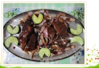 红酒焖牛肉的做法