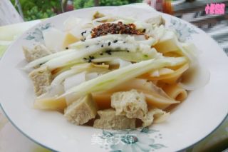 双色凉皮的做法