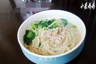 青菜虾皮拉面的做法