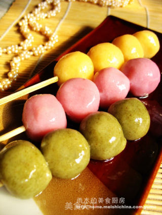 【多彩豆腐糯米团子】的做法