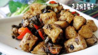 [徽菜]屯溪焖豆腐干的做法
