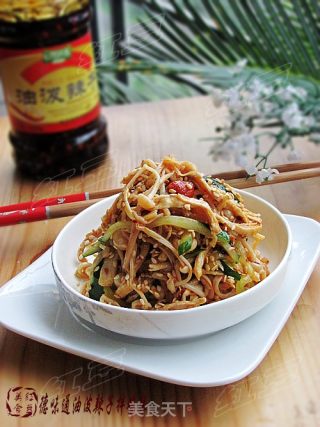 德味通油泼辣子拌鸡丝的做法