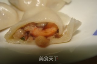 香菇虾肉水饺的做法