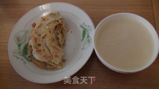 早餐之豆浆葱油饼的做法