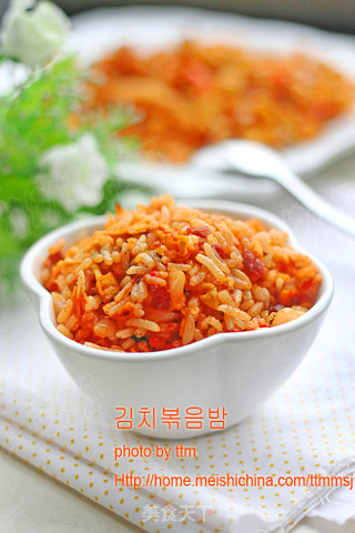 换换花样来吃饭 韩式辣白菜炒饭