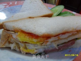 简单三明治早餐的做法
