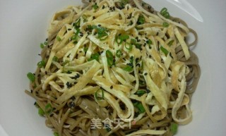 陽春喬麥面的做法