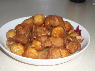 鹌鹑蛋烧肉的做法