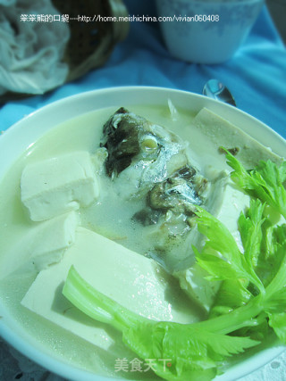 鱼头豆腐汤的做法