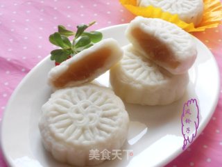 又是一年月圆时--冰皮莲蓉月饼