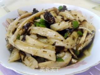 榄菜杏鲍菇的做法