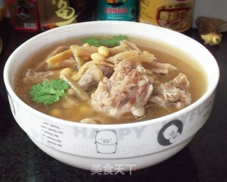 萝卜干黄豆猪骨汤的做法