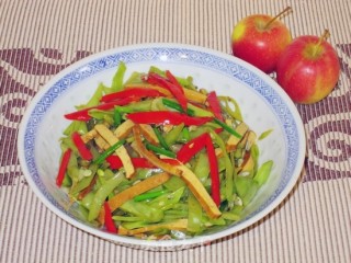 豆腐干炒扁豆的做法