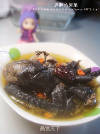 枸杞红枣乌鸡汤的做法