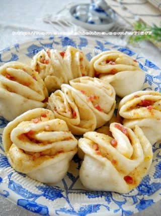 香辣肉肠卷的做法
