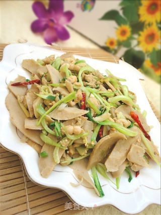 豆丹炒面筋的做法