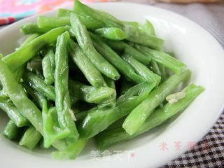 素菜：青椒炒豆角的做法