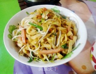 三丝炒河粉的做法