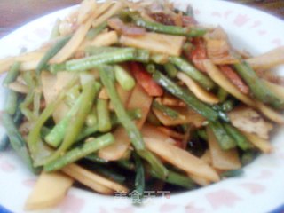 小炒——香肠土豆龙豆的做法