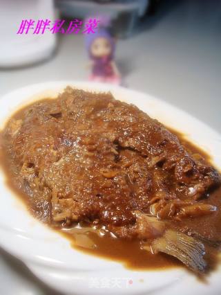 红烧比目鱼的做法