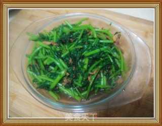 肉丝炒茼蒿的做法