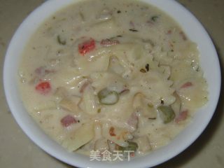 培根菌菇奶油白酱意面
