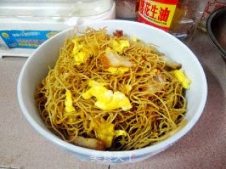 炒虾子面的做法