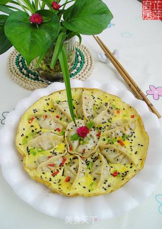 抱蛋煎饺的做法