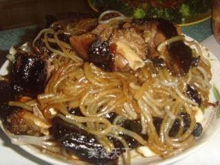 酱鸭蒸粉条的做法