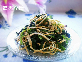 干豆腐炝菠菜的做法
