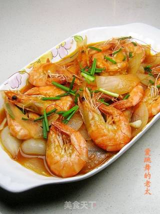 洋葱番茄炒对虾的做法