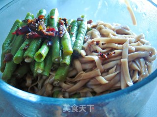 饭菜一体之 豇豆焖面的做法